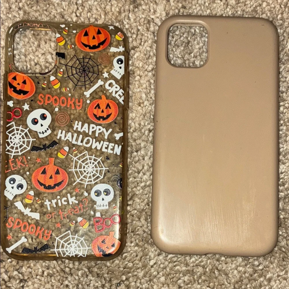 Assorted Phone Cases Set - Picture 4 of 5